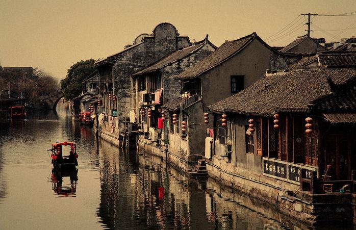 不爱打扮是不是朋友，同事，家人，瞧不起。总是嫌弃的眼神？游戏画面